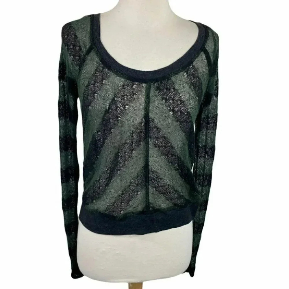 We The Free Top Size M Green Black Chevron Sheer Knit Long Sleeve Scoop Neck